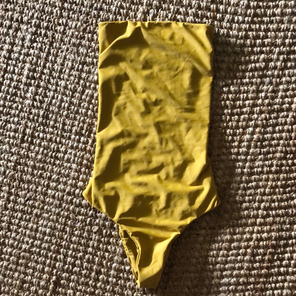 Mikoh Swimwear XL one piece ring detail back